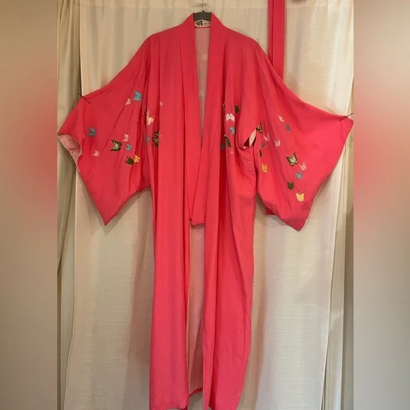 Vintage Japanese Silk Kimono Embroidered Butterflies - Picture 2 of 12